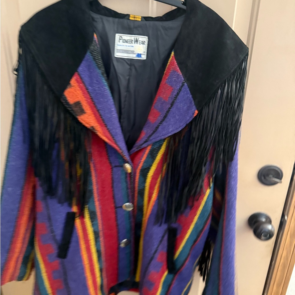 PIONEER Multicolor Southwestern Fringe Utility Jacket with Black Collar Vintage.